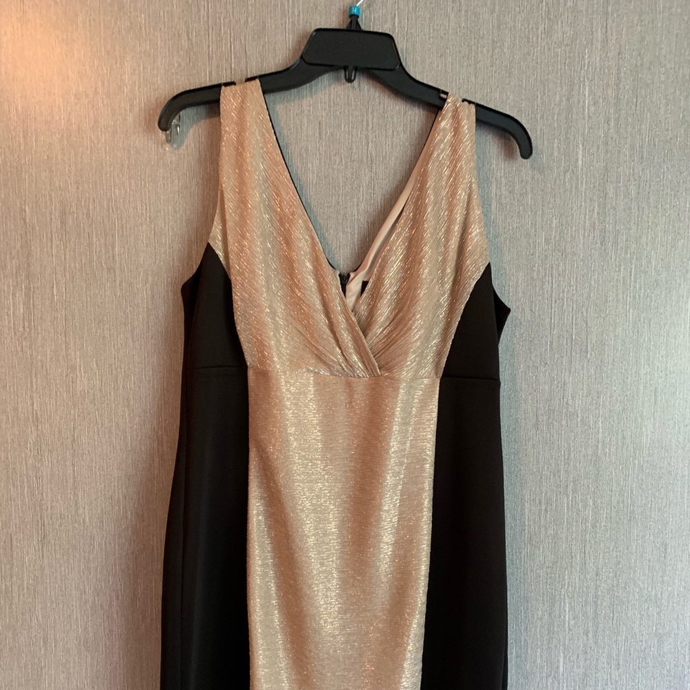 Black/Gold by Enfocus Studio